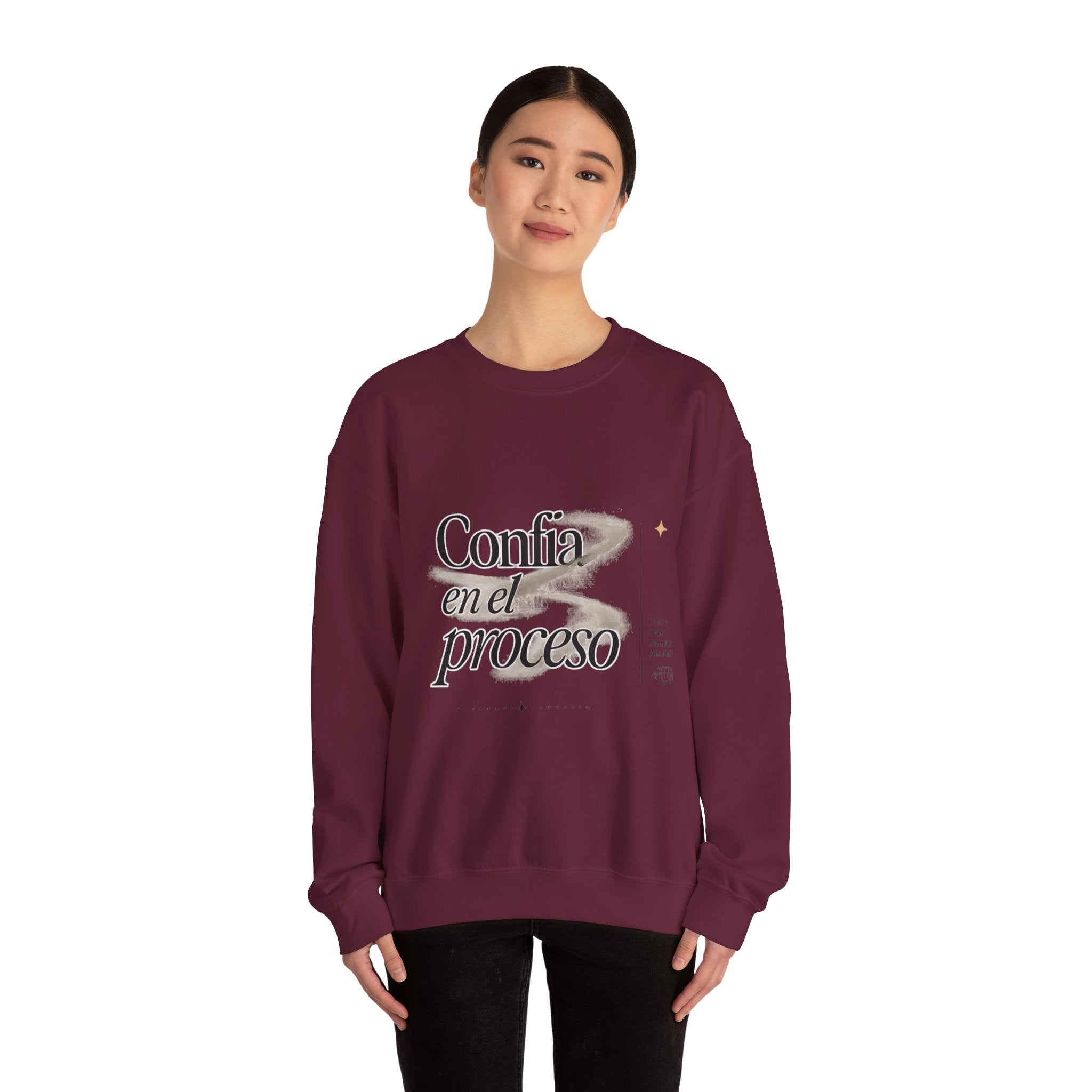 Crewneck Sweatshirt - "Confía en el Proceso" Inspirational Spanish Graphic